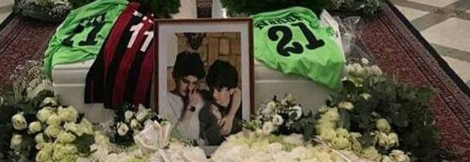 Messina Lacrime Ai Funerali Di Francesco E Raniero I Fratellini Morti