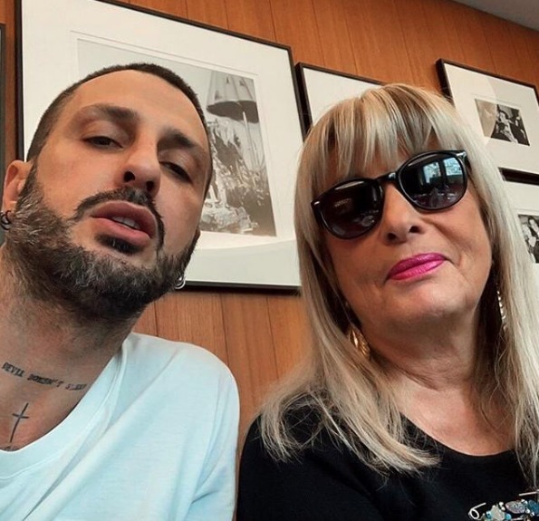 Fabrizio Corona Fa Pace Con Mamma Gabriella Certi Amori Non Finiscono