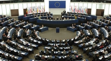 Lotta allo smog, l'Europarlamento: emissioni giù del 40% entro il 2030 Lotta allo smog, l'Europarlamento: emissioni giù del 40% entro il 2030
