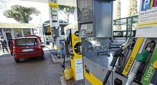 Carburanti, corsa al rialzo senza fine: benzina e diesel “serviti” a un passo dai 2 euro di media