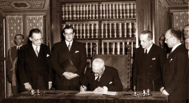 La forma della Costituzione, il 27 dicempre 1947 La forma della Costituzione, il 27 dicempre 1947