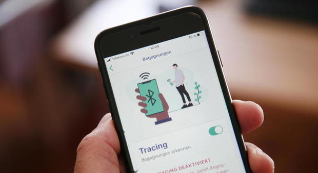 Immuni, ok Consiglio dei ministri a dl Bonafede con misure privacy app Immuni, ok Consiglio dei ministri a dl Bonafede con misure privacy app
