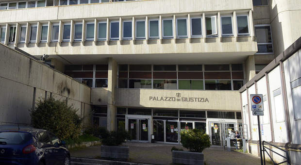 Il Tribunale di Macerata dove si è tenuto il processo Il Tribunale di Macerata dove si è tenuto il processo