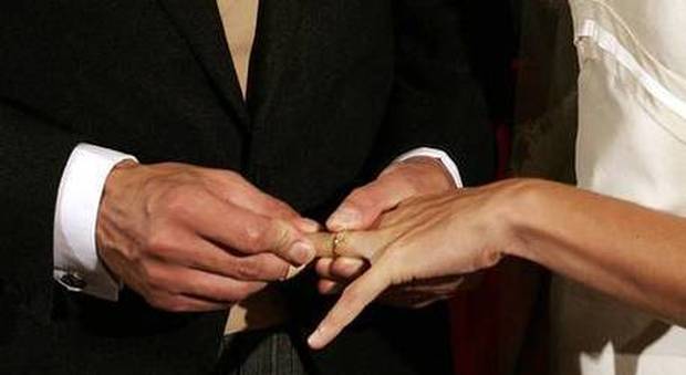 Roma, pretende dall'ex i soldi spesi nel matrimonio: rischia il processo