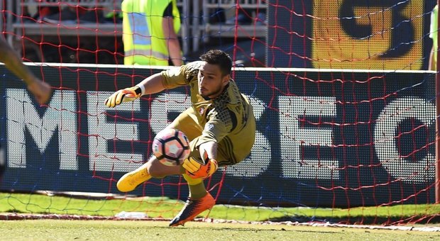 Milan, Donnarumma da “record”: a 18 anni rifiuta 8 milioni a stagione Milan, Donnarumma da “record”: a 18 anni rifiuta 8 milioni a stagione