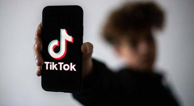 Adolescente muore durante le riprese di un video per TikTok: uccisa a ...