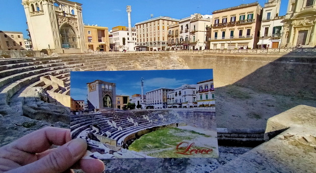 La cartolina di Lecce con Sant'Oronzo