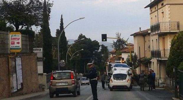 Riaccesi i semafori rallenta-traffico Riaccesi i semafori rallenta-traffico