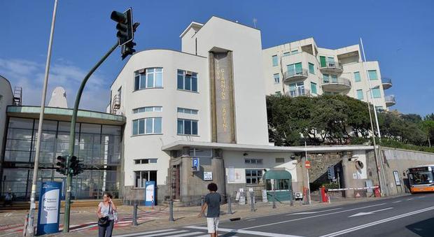 Neonato di tre mesi con meningite in rianimazione al Gaslini Neonato di tre mesi con meningite in rianimazione al Gaslini