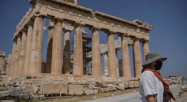 Turismo, Grecia riapre anche all Italia: ma quarantena per chi arriva da 4 regioni