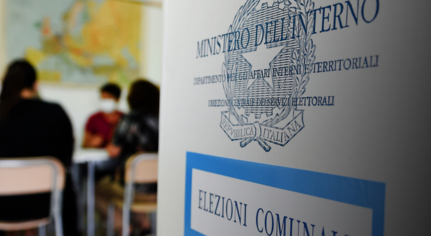 Elezioni, il primo sindaco eletto è Di Biagi a Latera. A Viterbo Troncarelli al 35,6% contro Frontini al 27,1%