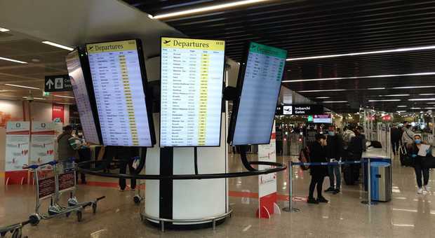 Turismo, ecco le regole per viaggiare all'estero: i Paesi aperti, gli accordi e le quarantene Turismo, ecco le regole per viaggiare all'estero: i Paesi aperti, gli accordi e le quarantene