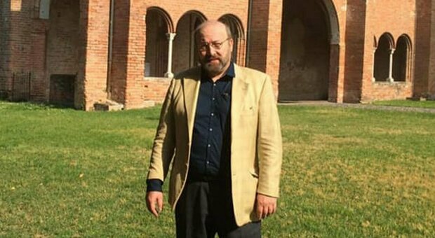 Lodi, giornalista ed ex sindaco sgozzato nel giardino di casa: Pierangelo Repanati aveva 57 anni