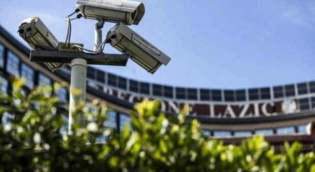 Lazio, caos esami e prenotazioni per l'attacco degli hacker: «Saltate oltre 10mila visite»
