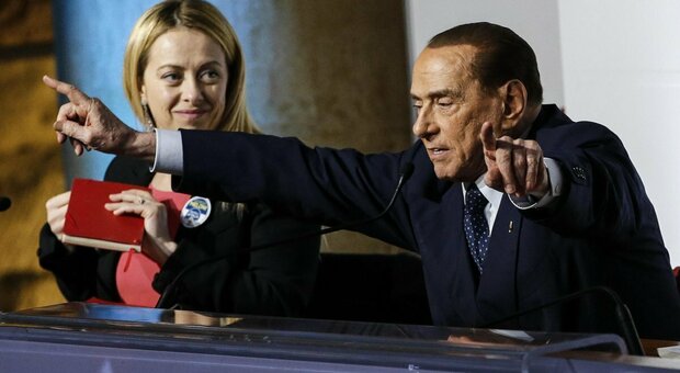 Berlusconi: «Indicherò il premier perché scendo in campo. Forza Italia punta al 20%»