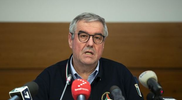 Coronavirus: 7.985 contagiati e 724 guariti. "Paziente uno" respira autonomamente Coronavirus: 7.985 contagiati e 724 guariti. "Paziente uno" respira autonomamente