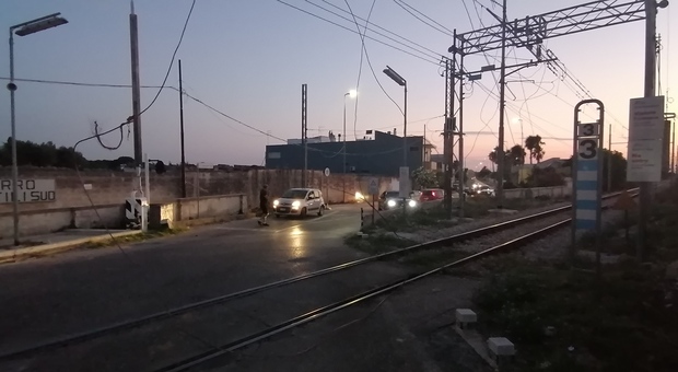 A Monopoli morta una persona dopo essere stata travolta da un treno in corsa. Linea Bari-Lecce sbloccata