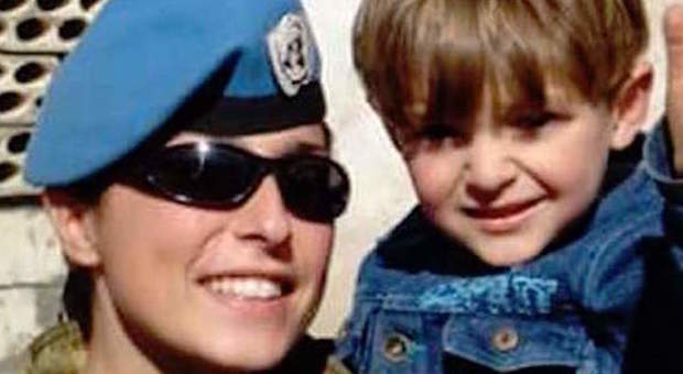 Stefania, soldatessa stroncata da un tumore "Colpa dell'uranio, è la vittima numero 324"