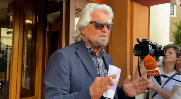 Beppe Grillo richiama Di Battista e frena le allenze regionali, nel M5s è scontro