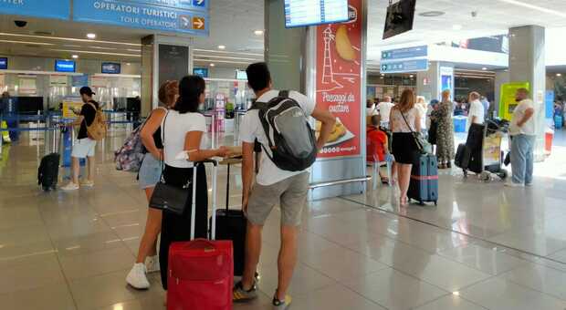 La Puglia vola: 400mila passeggeri in due settimane