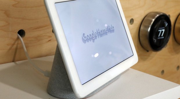 L'assistente vocale Google Home Hub