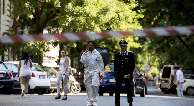 Carabiniere morto a Roma, le reazioni della politica. Meloni: «Queste bestie non devono più venire in Italia». Zingaretti: «Vicinanza all'Arma»