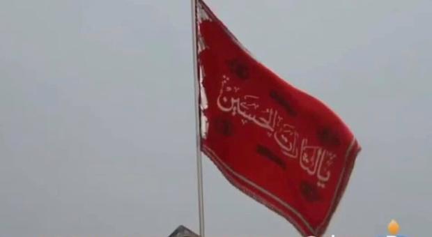 Iran, dopo uccisione di Soleimani innalzata la bandiera dell'imam Hussein: «Il segno che precede la battaglia»