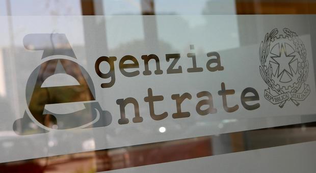 Fisco, in decreto Aprile nuovo rinvio cartelle e stop pignoramento stipendi Fisco, in decreto Aprile nuovo rinvio cartelle e stop pignoramento stipendi