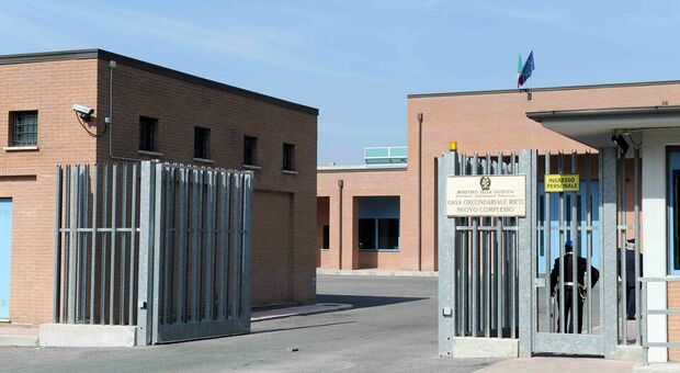 Cluster al carcere di Rieti, la Asl: «La situazione è sotto stretto controllo, detenuti in buone condizioni»