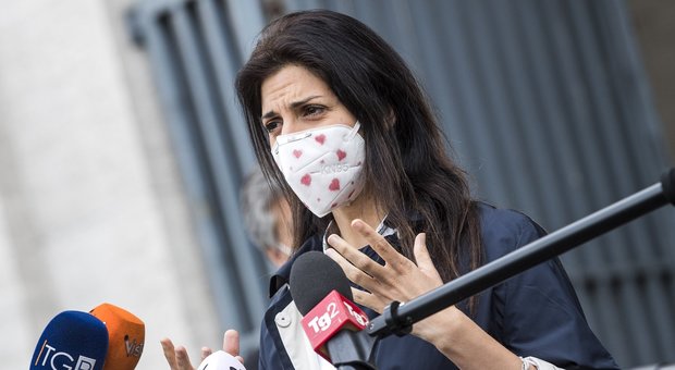 Roma, «No al Raggi bis»: lite M5S sul patto con il Pd Roma, «No al Raggi bis»: lite M5S sul patto con il Pd