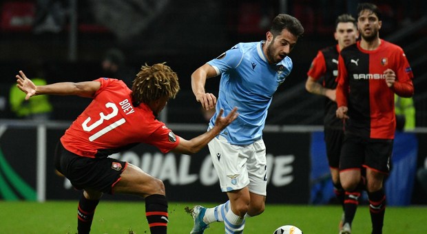 Jony in azione contro il Rennes (foto ROSI) Jony in azione contro il Rennes (foto ROSI)