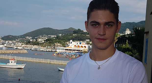 Hero Fiennes-Tiffin Hero Fiennes-Tiffin