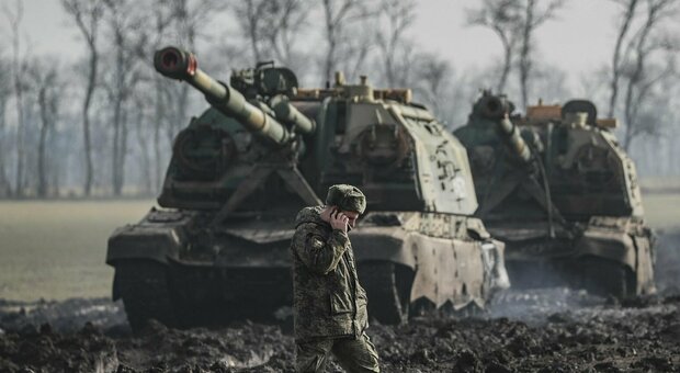 Ucraina e Russia, dai lanciarazzi ai carri armati fino ai caccia: ecco tutte le forze in campo
