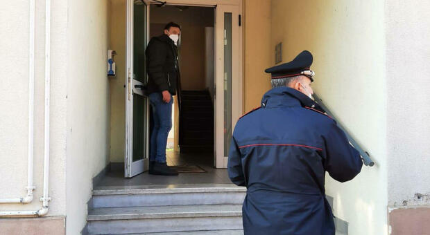 Novara: ucciso a coltellate in casa, la domestica della vittima confessa l'omicidio