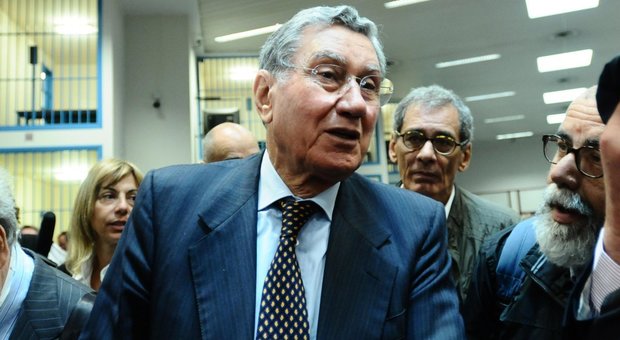Stato-mafia: condannati ex vertici Ros, Dell'Utri, Massimo Ciancimino e i boss Bagarella e Cinà. Assolto Mancino Stato-mafia: condannati ex vertici Ros, Dell'Utri, Massimo Ciancimino e i boss Bagarella e Cinà. Assolto Mancino