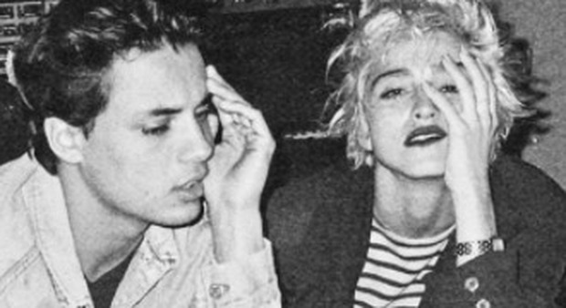Nick Kamen, l'addio di Madonna: «E' straziante sapere che te ne sei andato»