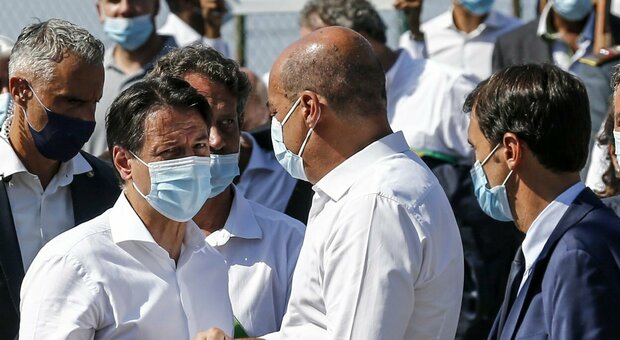 Elezioni regionali, Toscana e Puglia i match a cui è appeso il governo: «Se perdiamo cade tutto» Elezioni regionali, Toscana e Puglia i match a cui è appeso il governo: «Se perdiamo cade tutto»