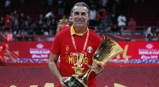 Basket, Scariolo premiato con la Palma d'oro come miglior allenatore: «Ho sempre sognato l'Nba»