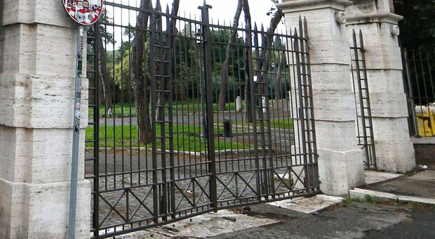 Roma, atti osceni davanti ai bimbi a Colle Oppio: arrestato un uomo di 38 anni
