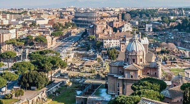 Roma raccontata nel libro di Nanni Delbecchi: perdersi e ritrovarsi nella Grande Bellezza