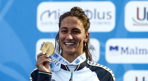 Europei nuoto, ancora medaglie azzurre: Quadarella d'oro nei 1500 stile, argento per Carraro e Ceccon
