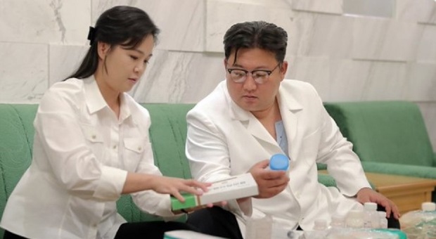 Corea del Nord, epidemia enterica per 800 famiglie. I sanitari: «Potrebbe essere colera o tifo»