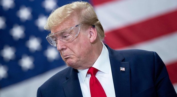 Covid Usa, alla Casa Bianca obbligo di mascherine per tutti n(ma non per Trump)