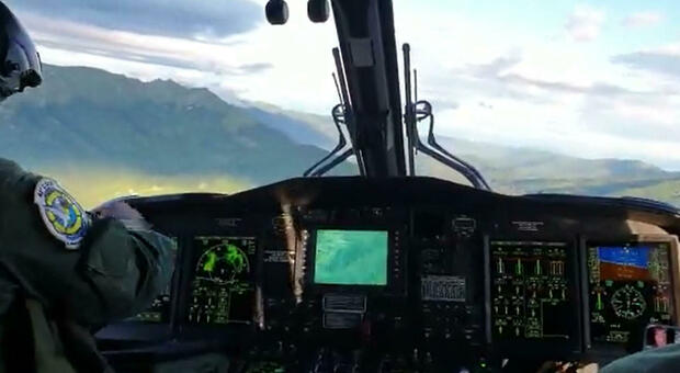 Elicottero disperso sull'Appennino tosco-emiliano: a bordo sette persone Foto
