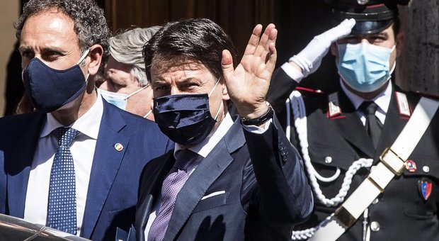 Appalti, Conte ora apre a Renzi: «Sì a infrastrutture e Family act»