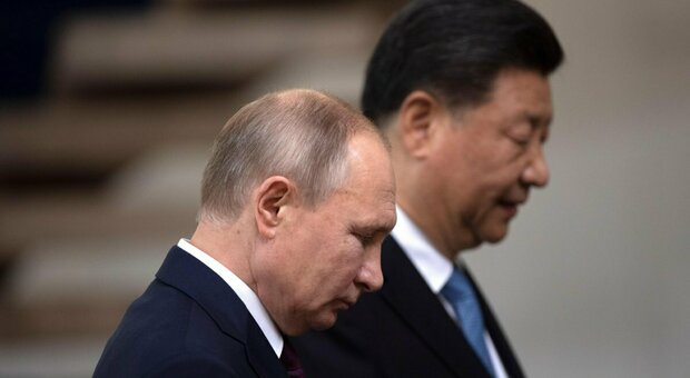 Ucraina, in che modo la Cina può aiutare la Russia? Dalle armi al gas (ma l'energia tiene Putin ancora legato all'Ue)