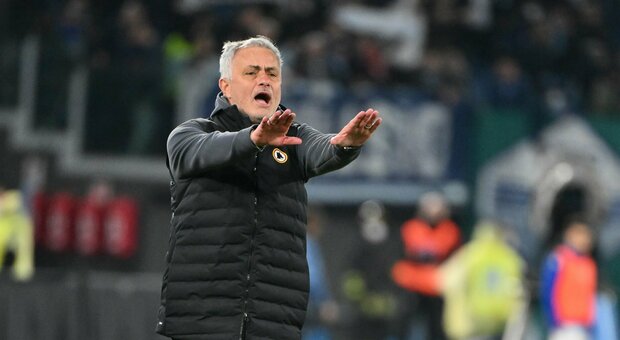 Calciomercato Roma, Mourinho vuole Senesi, Sanches e Guedes