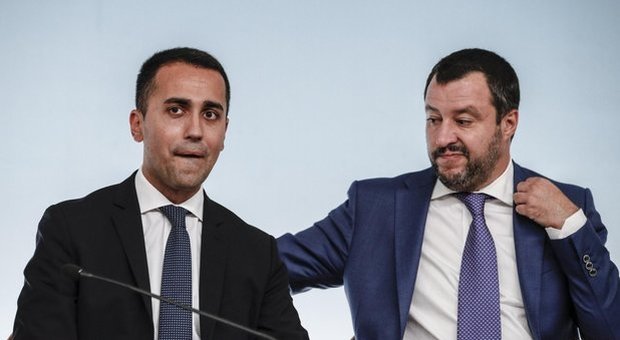 Salvini non si arrende, messaggi con Di Maio. Contatti a tutti i livelli tra Lega e M5S