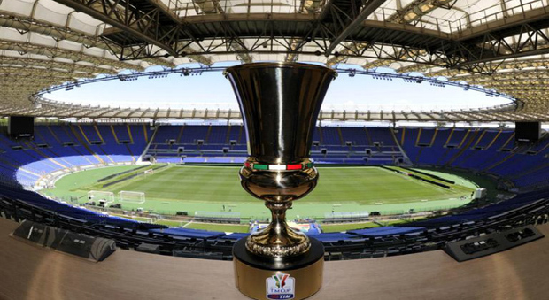 Coppa Italia scippata alla Capitale, Raggi in pressing: la finale resti a Roma Coppa Italia scippata alla Capitale, Raggi in pressing: la finale resti a Roma