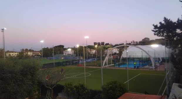 Fregene, finisce all’asta il “campo”
sportivo creato dai pionieri Fregene, finisce all’asta il “campo”
sportivo creato dai pionieri
